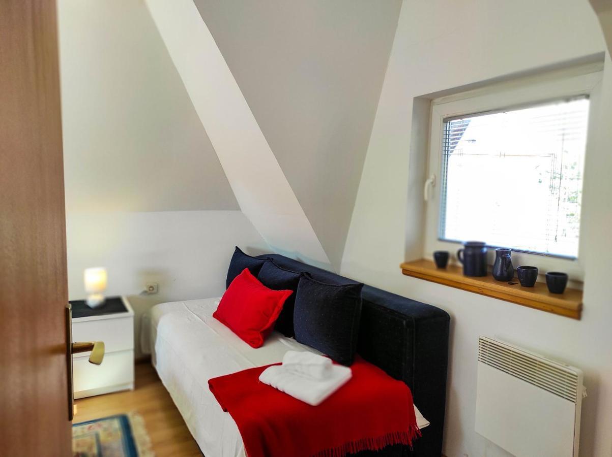 Bonami Divcibare Apartment ภายนอก รูปภาพ