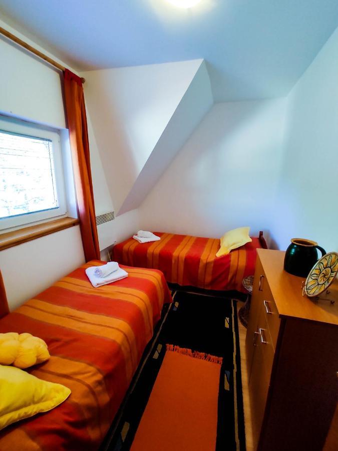 Bonami Divcibare Apartment ภายนอก รูปภาพ
